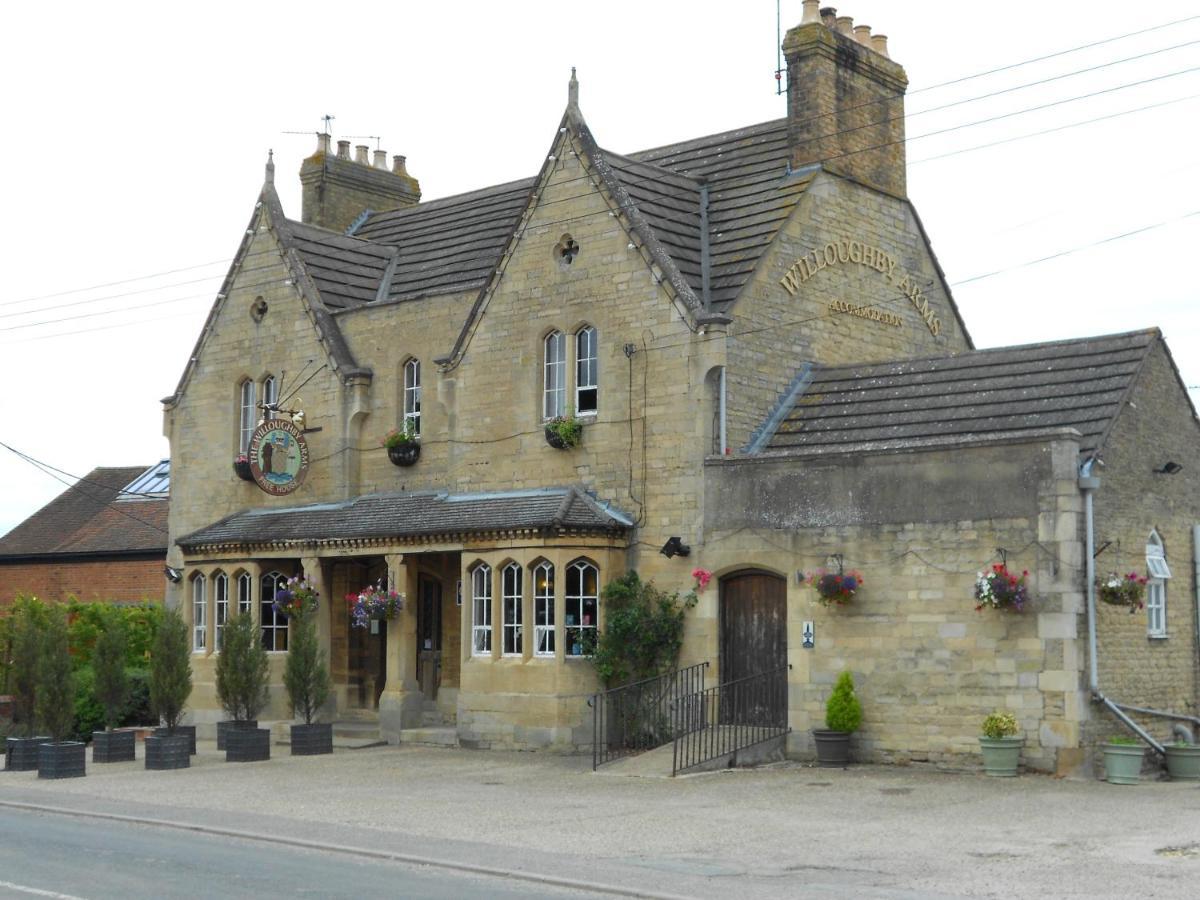 Willoughby Arms Hotel Little Bytham Luaran gambar